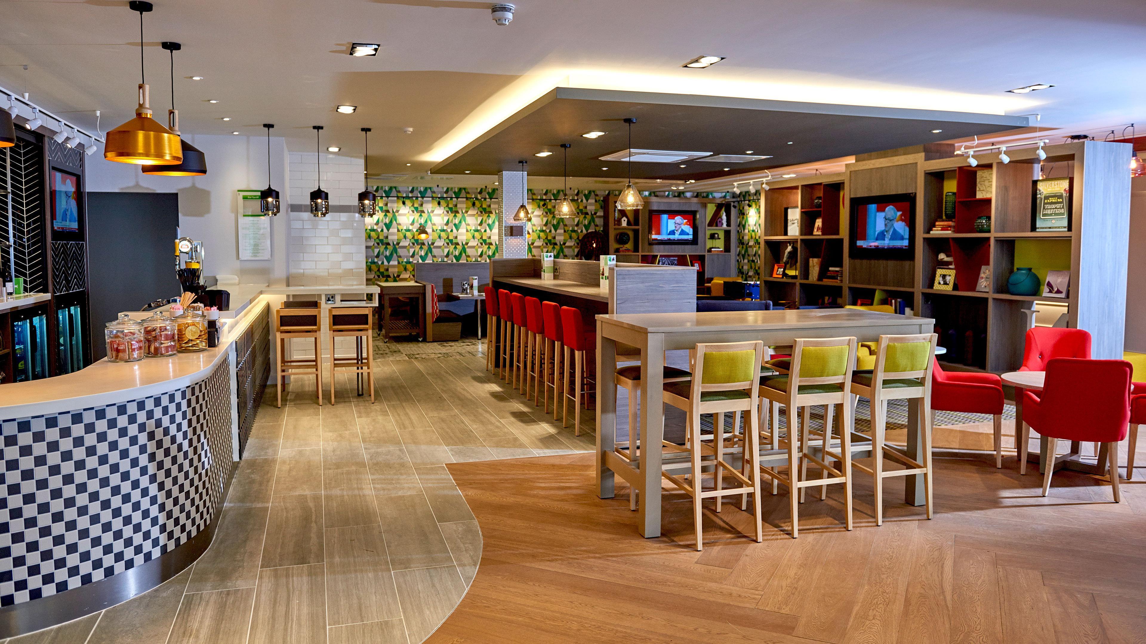 Holiday Inn Northampton West M1 Junc 16, An Ihg Hotel Flore Ngoại thất bức ảnh